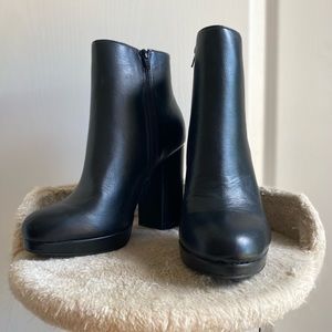 ~ faux black leather platform boots ~